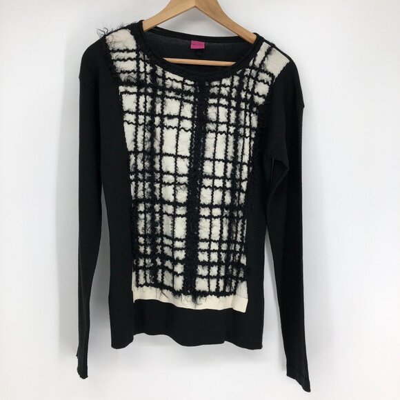 Save The Queen Black and White Crew Neck Sweater - Picture 2 of 9